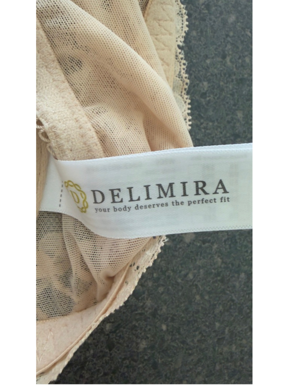 Women's DELIMIRA Beige Front Closure Racerback Bra - Picture 5 of 5